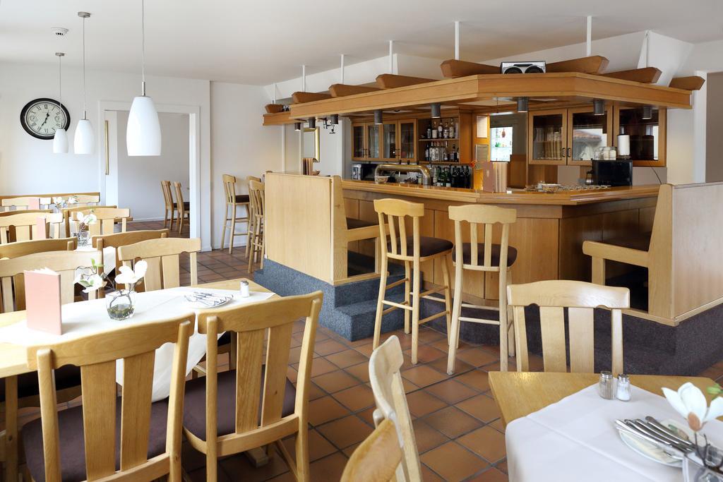 Hotel Weserschloesschen Nienburg  Buitenkant foto