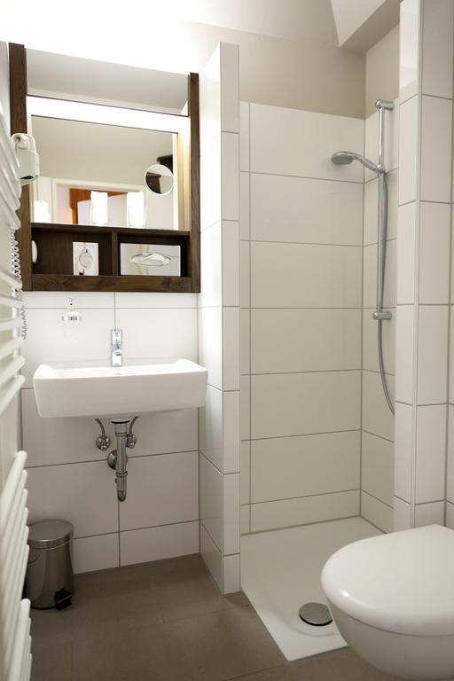 Hotel Weserschloesschen Nienburg  Kamer foto