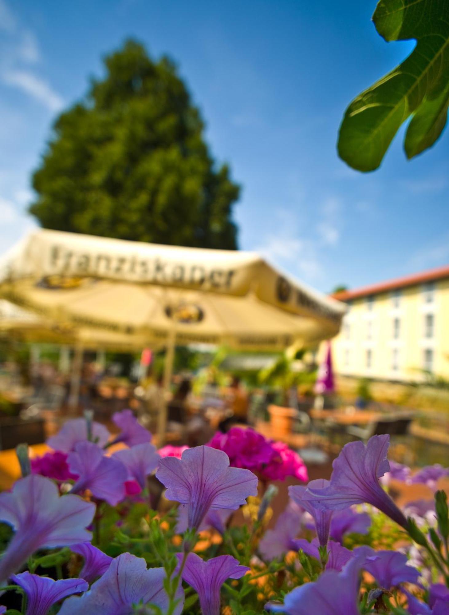 Hotel Weserschloesschen Nienburg  Buitenkant foto